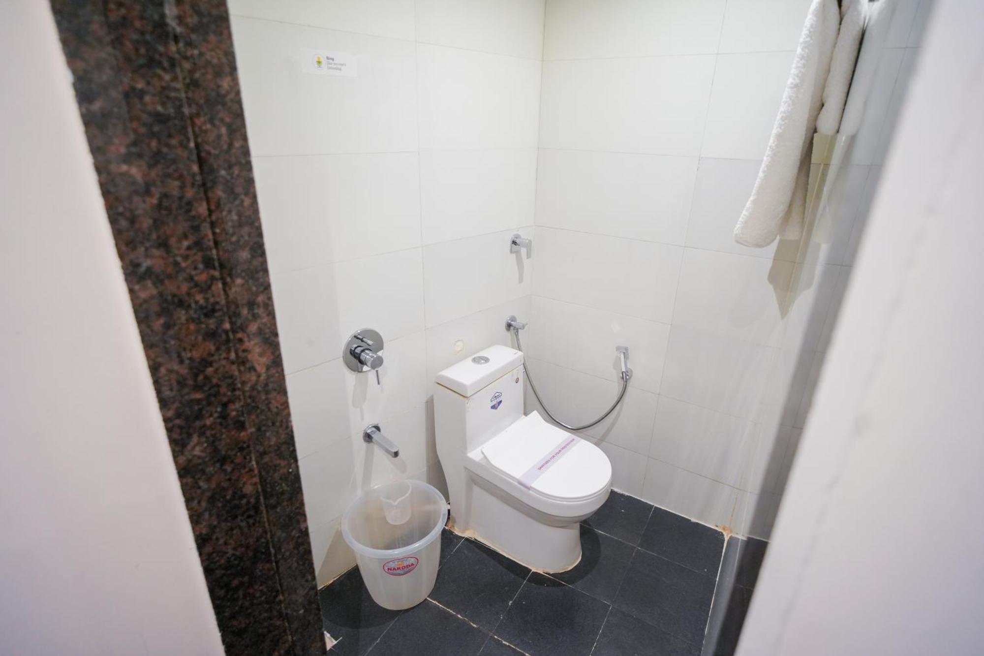 Hotel Skylink Hospitality Mahalaxmi ムンバイ エクステリア 写真