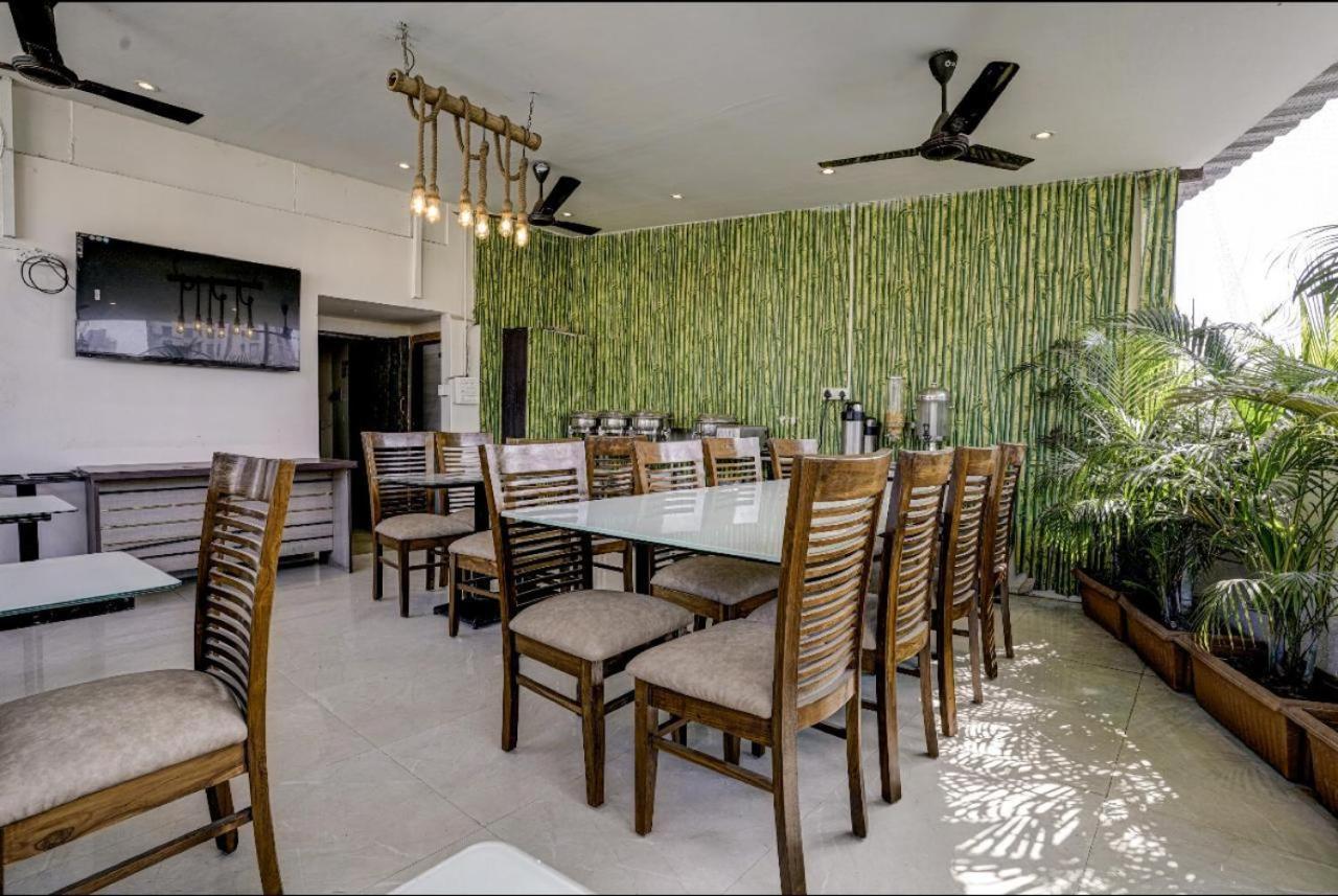 Hotel Skylink Hospitality Mahalaxmi ムンバイ エクステリア 写真